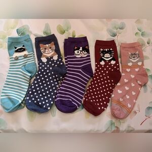 Pack of 5 pairs of socks cute cat designs and colors